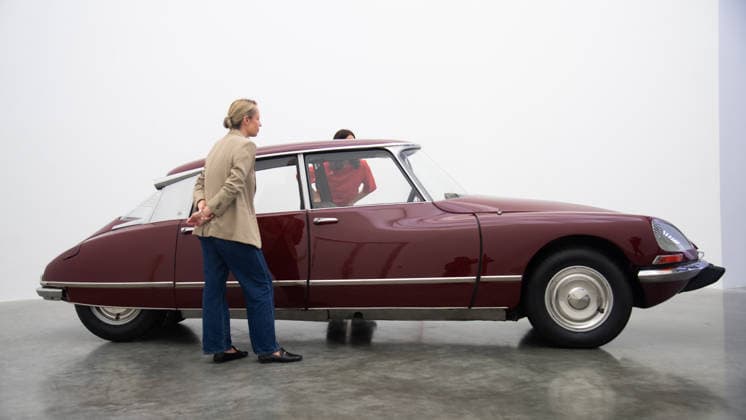 Gabriel Orozco s Chronotopic Exhibition Photocall at White Cube Bermondsey, London, UK Staff members view La DS Cornaline (2013) by Gabriel Orozco featuring a modified CitroÃ«n at a photocall for artist Gabriel Orozco s solo exhibition Chronotopic at White Cube Bermondsey, London, England, UK on Monday 14 September, 2026., Credit:Justin Ng Avalon UK, England, London, White Cube Bermondsey  Copyright: xJustinxNgx xAvalonx 1134492429