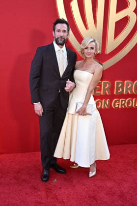 Noah Wyle and Sara Wells at the Warner Bros. Television Group s 78th Primetime Emmy Awards Nominees Party at BOA Steakhouse in West Hollywood, September 13, 2026 Foto:xD.xStarbuckx xFuturexImagex warner_6854
