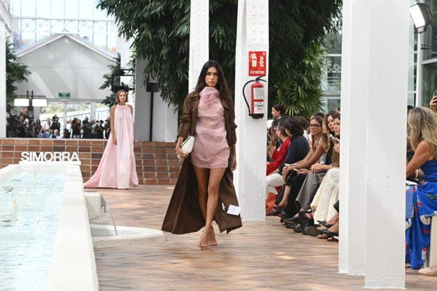 Simorra Fashion Show at Mercedes-Benz Fashion Week Madrid Model Lucía Rivera walks the runway for Simorra at Mercedes-Benz Fashion Week Madrid on September 14, 2026, in Madrid, Spain CELEBRITIES FASHION SHOW SIMORRA FASHION José Madrid Madrid Spain  Copyright: xJosÃ xOlivax 7774517
