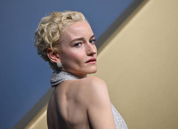 Julia Garner arrives for the 78th annual Primetime Emmy Awards at the Peacock Theater in Los Angeles on Monday, September 14, 2026.  LAP20260914501 CHRISxCHEW