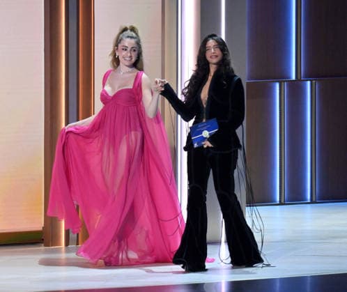 Rachel Sennott and Odessa A zion walk on stage during the 78th annual Primetime Emmy Awards at the Peacock Theater in Los Angeles on Monday, September 14, 2026.  LAP2026091497 JIMxRUYMEN