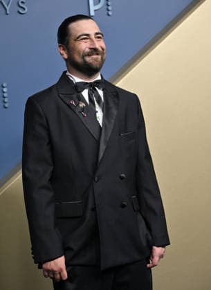 Noah Kahan arrives for the 78th annual Primetime Emmy Awards at the Peacock Theater in Los Angeles on Monday, September 14, 2026.  LAP20260914778 CHRISxCHEW