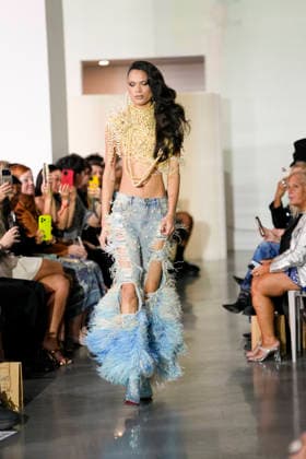 The Blonds Spring 2027 Runway at New York Fashion Week A model walks the runway during The Blonds Spring 2027 and The Blonds 20th Anniversary at New York Fashion Week, held at 643 West 42nd Street in New York City, Monday September 14, 2026. Photography by Jennifer Graylock, Credit:JENNIFER GRAYLOCK Avalon United States, New York, New York, 643 West 42nd Street  Copyright: xJENNIFERxGRAYLOCKx xAvalonx 1134743747