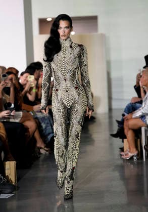 The Blonds Spring 2027 Runway at New York Fashion Week A model walks the runway during The Blonds Spring 2027 and The Blonds 20th Anniversary at New York Fashion Week, held at 643 West 42nd Street in New York City, Monday September 14, 2026. Photography by Jennifer Graylock, Credit:JENNIFER GRAYLOCK Avalon United States, New York, New York, 643 West 42nd Street  Copyright: xJENNIFERxGRAYLOCKx xAvalonx 1134743865