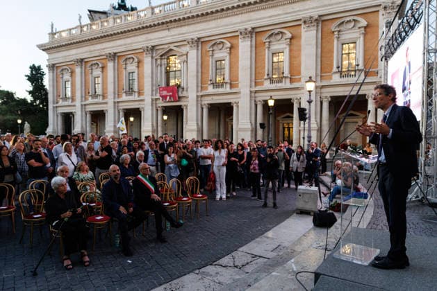 September 14, 2026, Rome, Italia, Italy: Riccardo Magi during the public commemoration for Emma Bonino in Piazza del Campidoglio, Rome, 14 09 2026 Rome Italy - ZUMAa289 20260914_zia_a289_073 Copyright: xFrancescoxFotiax xAgfx