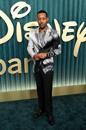 LOS ANGELES, CALIFORNIA - SEPTEMBER 14: Tyler James William at the The Walt Disney Company s Emmy Awards Celebration at Vibiana on September 14, 2026.Credit: USA  - ZUMAa123 20260914_zaa_a123_193 Copyright: xAdMediax