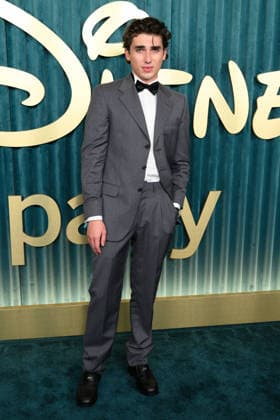 LOS ANGELES, CALIFORNIA - SEPTEMBER 14: Charlie Evans at the The Walt Disney Company s Emmy Awards Celebration at Vibiana on September 14, 2026.Credit: USA  - ZUMAa123 20260914_zaa_a123_208 Copyright: xAdMediax