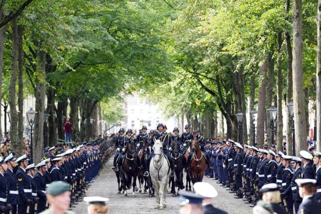 THE HAGUE - The royal procession on Prinsjesdag. On the third Tuesday of September, the new working year of the First and Second Chambers is opened. LINA SELG ANP netherlands out - belgium out  Copyright: xx x568703844x originalFilename: 568703844.jpg
