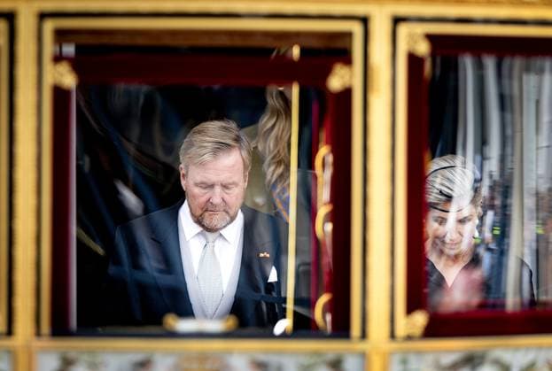 THE HAGUE - Queen Maxima, King Willem-Alexander, and Princess Amalia depart from Noordeinde Palace for the Royal Theatre on Prinsjesdag. On the third Tuesday of September, the new working year of the First and Second Chambers is opened. RAMON VAN FLYMEN ANP netherlands out - belgium out  Copyright: xx x568703946x originalFilename: 568703946.jpg