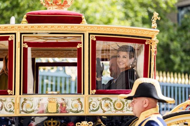 THE HAGUE - King Willem-Alexander, Queen Maxima, and Princess Amalia depart from Noordeinde Palace for the Royal Theatre on Prinsjesdag. On the third Tuesday of September, the new working year of the First and Second Chambers is opened. JEROEN JUMELET POOL ANP netherlands out - belgium out  Copyright: xx x568704049x originalFilename: 568704049.jpg