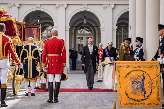 THE HAGUE - King Willem-Alexander, Queen Maxima, and Princess Amalia depart from Noordeinde Palace for the Royal Theatre on Prinsjesdag. On the third Tuesday of September, the new working year of the First and Second Chambers is opened. JEROEN JUMELET POOL ANP netherlands out - belgium out  Copyright: xx x568704152x originalFilename: 568704152.jpg