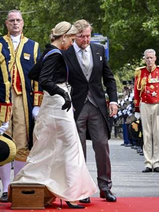 THE HAGUE - King Willem-Alexander and Queen Maxima arrive at the Royal Theatre for the Speech from the Throne on Prinsjesdag. The new working year of the First and Second Chambers is opened on the third Tuesday of September. PATRICK VAN EMST POOL ANP netherlands out - belgium out  Copyright: xx x568712628x originalFilename: 568712628.jpg