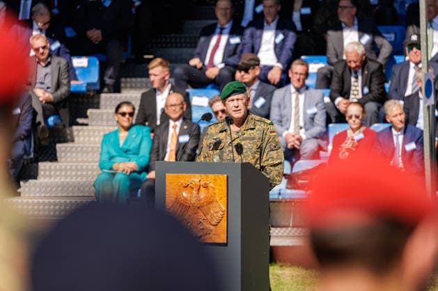 September 15, 2026, Düsseldorf: Command Handover at the North Rhine-Westphalia State Command. Present: Lieutenant General Andre Bodemann, Deputy Commander and Commander of Territorial Operations for the Bundeswehr Operational Command, Düsseldorf, North Rhine-Westphalia State Command, Wilhelm Raabe Straße, North Rhine-Westphalia, Germany
