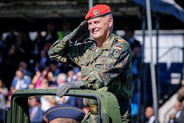 September 15, 2026 Düsseldorf: Command handover at the North Rhine-Westphalia State Command. Pictured here is Brigadier General Hans Dieter Müller, who is retiring at the end of the month after more than 44 years of service in the Bundeswehr. Düsseldorf, North Rhine-Westphalia State Command, Wilhelm Raabe Street, North Rhine-Westphalia, Germany