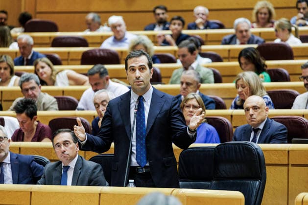 The government faces a new question-and-answer session in the Senate marked by the migration crisis in Ceuta. First Vice President and Minister of Economy, Trade, and Business Carlos Cuerpo speaks during a question-and-answer session with the government in the Senate on September 15, 2026, in Madrid, Spain. Today, the government faces 17 questions from the opposition focused specifically on the executive branch’s handling of the migration crisis that has been unfolding in Ceuta since last July. SEPTEMBER 15, 2026 SENATE QUESTIONING SESSION POLITICS POLITPOLITICIANS Carlos Lujá Madrid Madrid, Spain  Copyright: xCarlosxLujanx 7776873