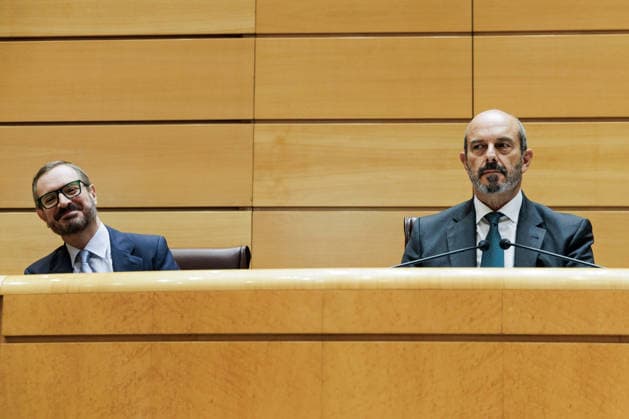 The government faces another question period in the Senate marked by the migration crisis in Ceuta. The First Vice President of the Senate, Javier Maroto i, and the President of the Senate, Pedro Rollán d, during a question period for the government in the Senate on September 15, 2026, in Madrid, Spain. Today, the government faces 17 questions from the opposition focused specifically on the executive branch’s handling of the migration crisis that has been unfolding in Ceuta since last July. SEPTEMBER 15, 2026 SENATE QUESTIONING SESSION POLITICS POLITPOLITICIANS Carlos Lujá Madrid Madrid, Spain Copyright: xCarlosxLujanx 7776898