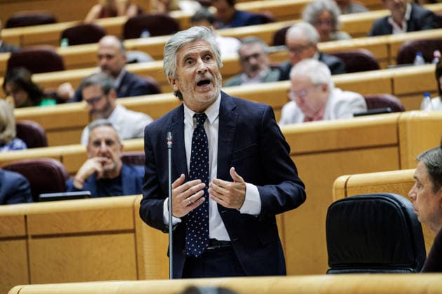 The government faces another question-and-answer session in the Senate marked by the migration crisis in Ceuta. Interior Minister Fernando Grande Marlaska speaks during a question-and-answer session with the government in the Senate on September 15, 2026, in Madrid, Spain. Today, the government faces 17 questions from the opposition focused particularly on the administration’s handling of the migration crisis that has been unfolding in Ceuta since last July. SEPTEMBER 15, 2026 SENATE QUESTIONING SESSION POLITICS POLITPOLITICIANS Carlos Lujá Madrid Madrid, Spain  Copyright: xCarlosxLujanx 7776919
