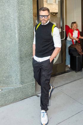 NEW YORK, NY- SEPTEMBER 15: Joel McHale seen at ABC Studios in New York City on September 15, 2026. Credit: Camara Porter USA - ZUMAa123 20260915_zaa_a123_202 Copyright: xAdMediax