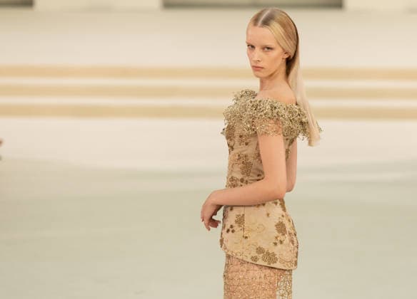 Hannibal Laguna s Fashion Show at MBFW 2026 Hannibal Laguna s fashion show as part of Mercedes-Benz Fashion Week, held at the Crystal Gallery of the Palacio de Cibeles on September 15, 2026, in Madrid, Spain. This Hannibal Laguna fashion show coincides with the celebration of his 40 years in the fashion world and his recognition as Best National Designer at this edition of MBFWMadrid. September 15, 2026, Madrid, Spain  Copyright: xEduardoxParrax 7777009