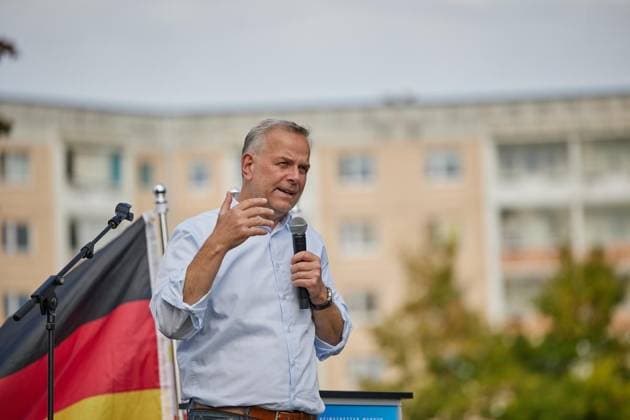 AfD Community Festival in Rostock ** FOR EDITORIAL USE ONLY ** EDITORIAL USE ONLY ** p Leif Erik Holm, AfD’s top candidate for the state election in Mecklenburg-Western Pomerania, speaks at a community festival in Rostock, Mecklenburg-Western Pomerania, Germany. Copyright JörgxCarstensen Copyright: JörgxCarstensen doc87m59nnw0q0ldmi51rrf ,EDITORIAL USE ONLY Copyright: JörgxCarstensen