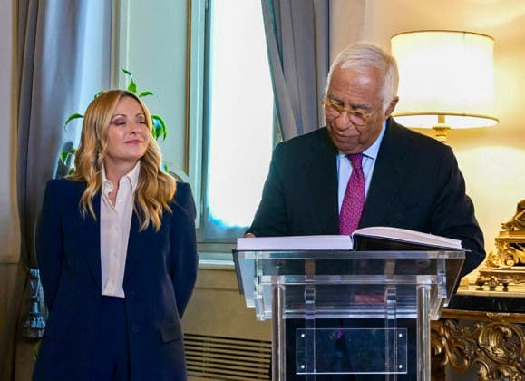September 15, 2026, Roma: La presidente del Consiglio, Giorgia Meloni, e il presidente del Consiglio Ue Antonio Costa a Palazzo Chigi, Roma 15 settembre 2026 ANSA Filippo Attili - Ufficio stampa Palazzo Chigi +++ UFFICIO STAMPA +++ FOTO NON IN VENDITA - DA USARE SOLO PER FINI GIORNALISTICI +++ NPK +++ --- An hanodut picture, provided by Palazzo Chigi press office, shows Prime Minister Giorgia Meloni and European Council President Antonio Costa at Palazzo Chigi, Rome, September 15, 2026. ANSA Filippo Attili Palazzo Chigi Press Office handout +++ ANSA PROVIDES ACCESS TO THIS HANDOUT PHOTO TO BE USED SOLELY TO ILLUSTRATE NEWS REPORTING OR COMMENTARY ON THE FACTS OR EVENTS DEPICTED IN THIS IMAGE - NO ARCHIVING - NO LICENSING - NPK  - ZUMAa110 20260915_zaf_a110_002 Copyright: xFilippoxAttilix-xUfficioxStampax