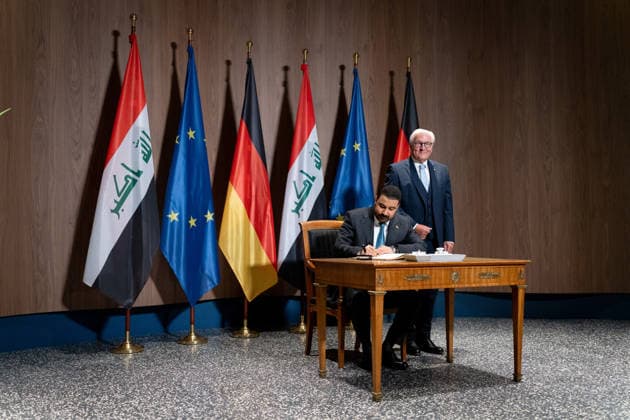 Prime Minister Ali Faleh Al Zaidi, Federal President Frank Walter Steinmeier, Berlin, official residence at the Spreebogen, Prime Minister of Iraq Ali Faleh Al Zaidi, Federal President Frank Walter Steinmeier, Berlin, Berlin, GER