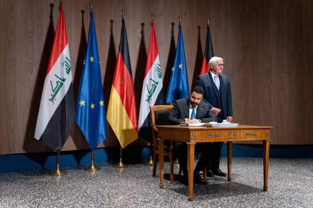 Prime Minister Ali Faleh Al Zaidi, Federal President Frank Walter Steinmeier, Berlin, official residence at the Spreebogen, Prime Minister of Iraq Ali Faleh Al Zaidi, Federal President Frank Walter Steinmeier, Berlin, Berlin, GER