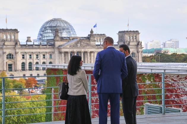 Berlin, Germany, September 15, 2026; Federal Chancellery: Reception for the Prime Minister of Iraq; Federal Chancellor Friedrich Merz (CDU) and Ali al-Zaidi Copyright: xdtsxNachrichtenagenturx dts_134702