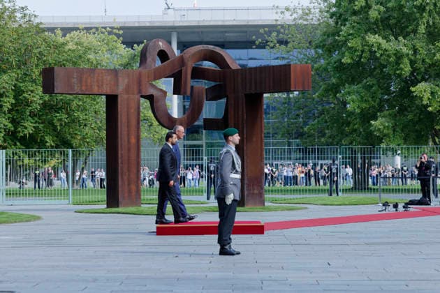 Military Honors for Iraqi Prime Minister Al Zaidi September 15, 2026, Berlin, Germany: Chancellor Friedrich Merz (CDU) welcomes Iraqi Prime Minister Ali Faleh Al Zaidi with military honors at the Chancellery