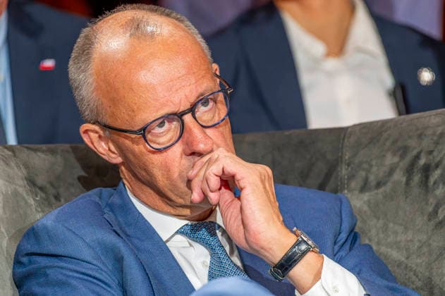 Friedrich Merz Meets with Young People EUR, Germany, Berlin, September 15, 2026 A discussion with party chairman and Federal Chancellor Friedrich Merz on the occasion of Konrad Adenauer’s 150th birthday, held with young people in a small town hall format