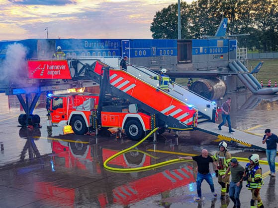 ICAO Airport Exercise in Hanover (HAJ): Special Vehicle for Rescuing Injured Passengers from the Aircraft Copyright: xBerndxGüntherx