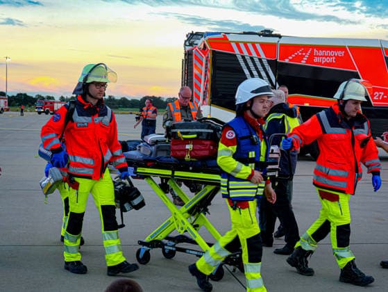 ICAO Airport Drill in Hanover (HAJ): First Volunteer First Responders Arrive at the Airport Copyright: xBerndxGüntherx