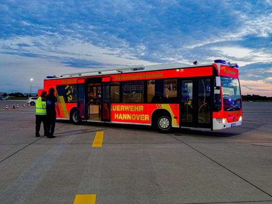 ICAO Airport Exercise in Hanover (HAJ): A special bus from the Hanover Professional Fire Department for transporting several injured people Copyright: xBerndxGüntherx