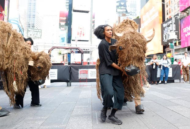 Two life-size buffalo puppets arrive in Times Square ahead of the two-day event Return of the Buffalo: Tatanka Owe Akupi on Tuesday, September 15, 2026 in New York City. The herd of 40 life-sized buffalo puppets will stampede through the streets of Lower Manhattan on September 18 and Downtown Brooklyn on September 19.  NYP20260915121 JOHNxANGELILLO