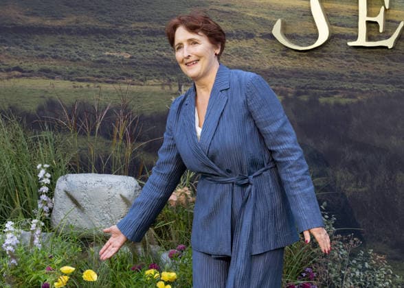 Fiona Shaw attends Sense and Sensibility World Premiere at the Odeon Luxe, Leicester Square in London, England. UK. Tuesday 15th September 2026. Copyright: xJamesxWarrenx SENSE AND SENSIBILITY - WORLD PREMIERE 27
