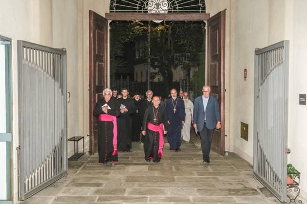 IPA88576488 - SEVESO (MB), September 15, 2026 - A procession through the streets of Seveso with Milan Archbishop Mario Delpini to mark the 50th anniversary of the ICMESA environmental disaster.  Copyright: xEmanuelexRobertoxDexCarlix xx IPA88576488