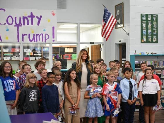 US First Lady Melania Trump visits Ashe County school JEFFERSON, USA - SEPTEMBER 15: US First Lady Melania Trump visits Ashe County school to promote community resiliency and education technology in the midst of a global AI debate and nearly two years after hurricane Helene in Jefferson NC, United States on September 15, 2026. Peter Zay Anadolu Jefferson United States. Editorial use only. Please get in touch for any other usage.  Copyright: x2026xAnadoluxPeterxZayx