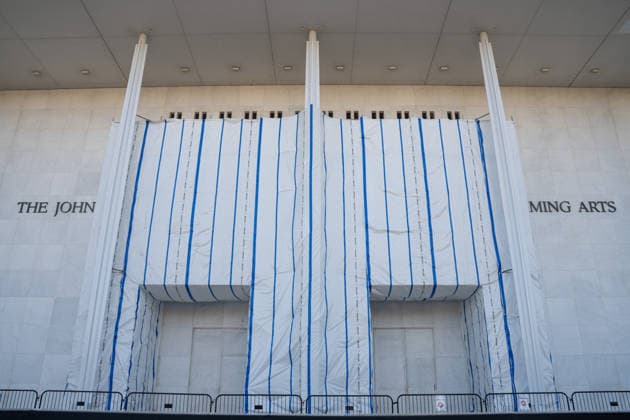US judge blocks Trump’s name from being added to Kennedy Center facade WASHINGTON, D.C., UNITED STATES - SEPTEMBER 15: The John F. Kennedy Center for the Performing Arts is seen in Washington, D.C., on September 15, 2026. A federal judge blocked the Kennedy Center from adding President Donald Trump’s name to its facade Tuesday, while the center’s board voted to immediately close the main building amid financial and structural concerns. Mehmet Eser Anadolu Washington DC United States. Editorial use only. Please get in touch for any other usage.  Copyright: x2026xAnadoluxMehmetxEserx