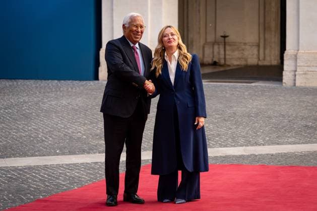 Giorgia Meloni receives Antonio Costa at Palazzo Chigi in Rome, Italy - 15 September 2026 Italian Prime Minister, Giorgia Meloni, and the European Council President, Antonio Costa, pose for photographers, Italian Prime Minister Giorgia Meloni met with European Council President Antonio Costa at Palazzo Chigi in Rome. Rome Italy Copyright: xStefanoxCostantinox xSOPAxImagesx Stefano-Costantino-1450575