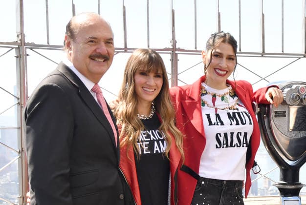 NEW YORK, NY- SEPTEMBER 15: Ha*Ash Light the Empire State Building to Celebrate Mexican Independence Day in Partnership with the Consulate General of Mexico in New York on September 15, 2026 in New York City. Credit: AdMedia New York City USA - ZUMAa123 20260915_zaa_a123_292 Copyright: xJohnxFyckex