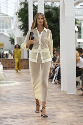 Simorra Mercedes Benz Fashion Week Madrid A model parades with Simorra design during Mercedes Benz Fashion Week Madrid Cibeles Palace in Madrid, 14 of February of 2026 Spain Featuring: A model parades with Simorra design during Mercedes Benz Fashion Week Madrid Cibeles Palace in Madrid, 14 of February of 2026 Spain Where: Madrid, Spain When: 14 Sep 2026 Credit: Oscar Gonzalez WENN Madrid Spain Copyright: xOscarxGonzalez WENNx wenn41658498 OFA ZOJx wenn41658498
