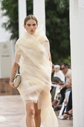 Simorra Mercedes Benz Fashion Week Madrid A model parades with Simorra design during Mercedes Benz Fashion Week Madrid Cibeles Palace in Madrid, 14 of February of 2026 Spain Featuring: A model parades with Simorra design during Mercedes Benz Fashion Week Madrid Cibeles Palace in Madrid, 14 of February of 2026 Spain Where: Madrid, Spain When: 14 Sep 2026 Credit: Oscar Gonzalez WENN Madrid Spain Copyright: xOscarxGonzalez WENNx wenn41658481 OFA ZOJx wenn41658481