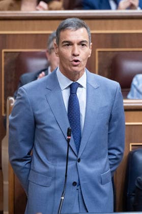 The Government Once Again Faces Questions from Congress Regarding the Crisis in Ceuta Prime Minister Pedro Sánchez speaks during a question-and-answer session with the Government in the Congress of Deputies on September 16, 2026, in Madrid, Spain. The migration crisis that Ceuta has been experiencing since last July is once again the focus of the opposition’s questions to the government during the question-and-answer session, with inquiries such as what plans exist for the autonomous city and whether the government believes that Spain’s image abroad has been tarnished by the irregular entry of migrants. September 16 SEPTEMBER 2026 Jesús Hellí Madrid Madrid, Spain  Copyright: xJesusxHellinx 7778236