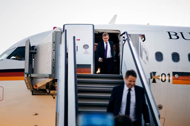 Johann Wadephul, CDU, Federal Minister of Foreign Affairs, photographed upon arrival at Munich s Franz Josef Strauss Airport, Munich, September 15, 2026. Photographed on behalf of the Federal Foreign Office (AA), Munich, Germany Copyright: xFelixxZahnx
