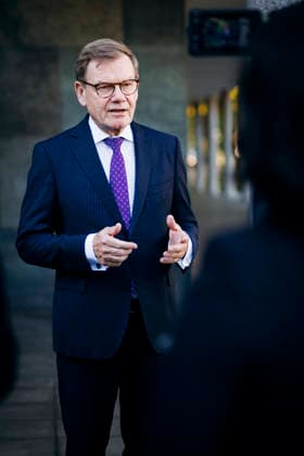 Johann Wadephul (CDU), Federal Minister of Foreign Affairs, photographed while making a statement in front of the Goethe-Institut headquarters in Munich, September 15, 2026. Photographed on behalf of the Federal Foreign Office (AA), Munich, Germany Copyright: xFelixxZahnx