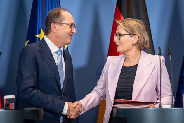 Federal Minister of the Interior Alexander Dobrindt (CSU) with Federal Minister of Justice Stefanie Hubig during a press conference at the Federal Chancellery on a 10-point plan for better protection against Islamist terrorism; press conference at the Federal Chancellery, Berlin, Germany; Federal Chancellery