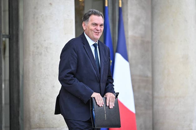 Council of Ministers at the Elysee Palace FA French Minister for Transport Philippe Tabarot exits the Elysee Palace after the Council of Ministers in Paris, on September 16, 2026. Photo by Firas Abdullah ABACAPRESS.COM Paris Île-de-France France  Copyright: xAbdullahxFiras ABACAx