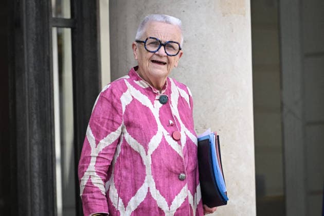 Council of Ministers at the Elysee Palace FA French Minister of Spatial Planning and Decentralization Francoise Gatel exits the Elysee Palace after the Council of Ministers in Paris, on September 16, 2026. Photo by Firas Abdullah ABACAPRESS.COM Paris Île-de-France France  Copyright: xAbdullahxFiras ABACAx