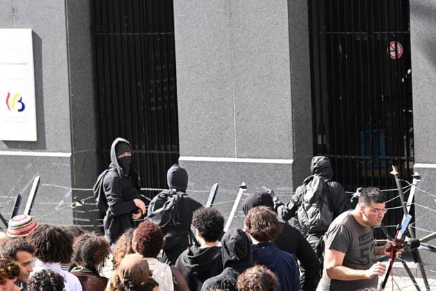 Demonstration by the Federation of Francophone Students (FEF) BRUSSELS, BELGIUM - SEPTEMBER 16 : Demonstration by the Federation of Francophone Students (FEF) against the rise in the cost of studying on September 16, 2026 in Brussels, Belgium, 16 09 2026 Brussels Belgium  Copyright: xDidierxLebrunx
