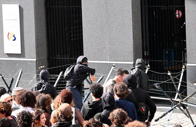 Demonstration by the Federation of Francophone Students (FEF) BRUSSELS, BELGIUM - SEPTEMBER 16 : Demonstration by the Federation of Francophone Students (FEF) against the rise in the cost of studying on September 16, 2026 in Brussels, Belgium, 16 09 2026 Brussels Belgium  Copyright: xDidierxLebrunx